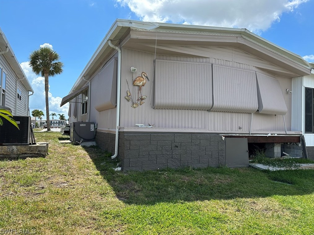 17751 Peppard Dr, Fort Myers Beach, FL 33931