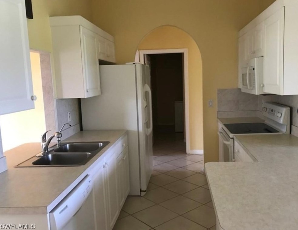 1816 Sw 38th Ter, Cape Coral, FL 33909