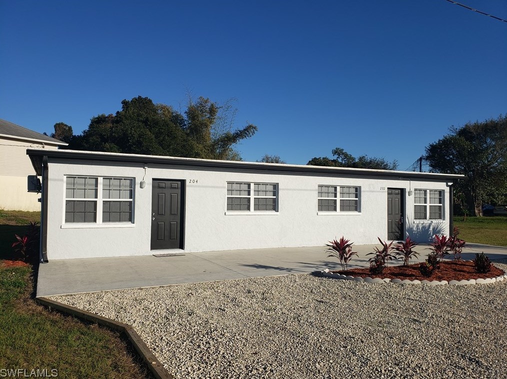 202-204 1st St, Fort Myers, FL 33907