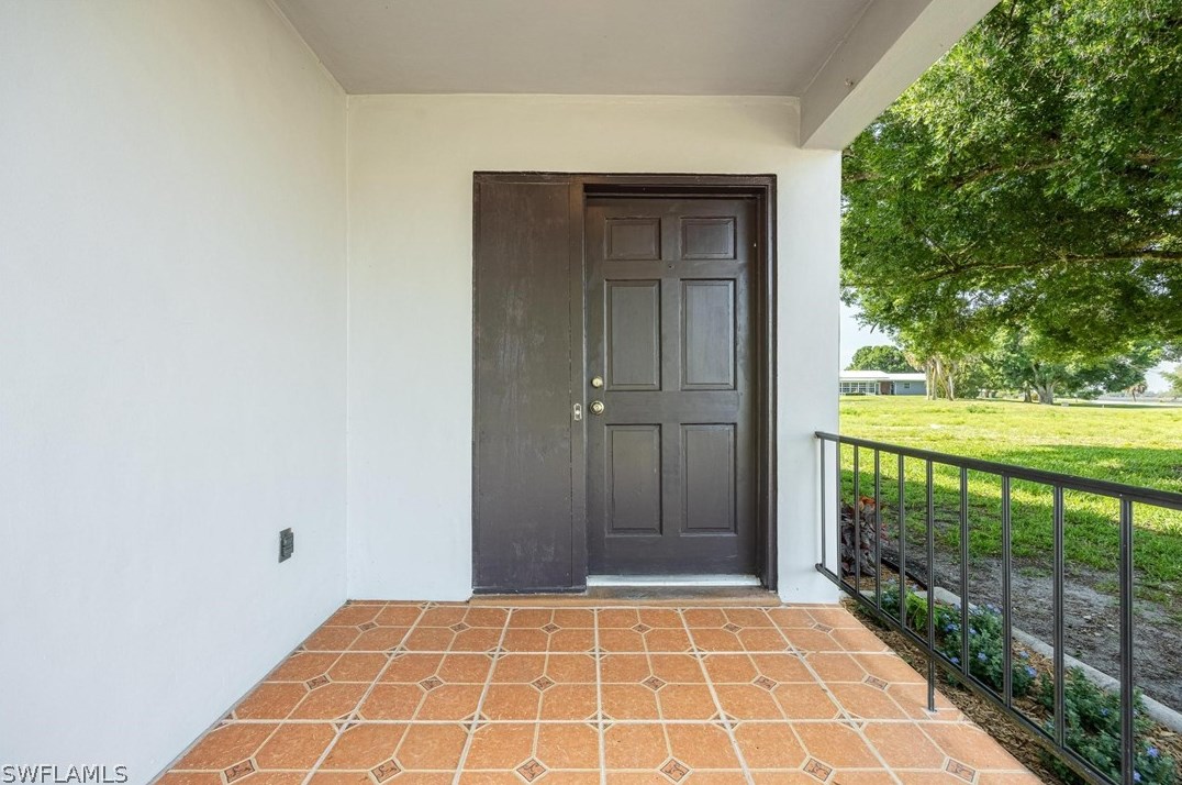 1453 River Rd, Moore Haven, FL 33471-6420