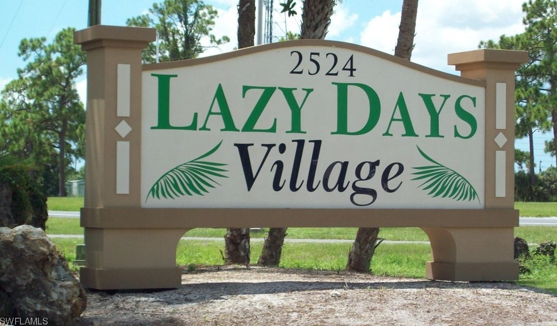 936 Lazy Ln, Fort Myers, FL 33917