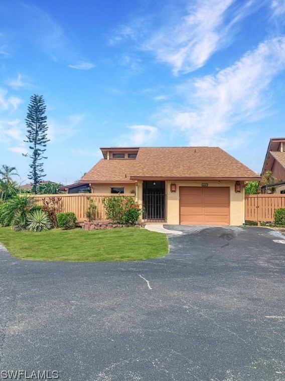 6446 Royal Woods Dr, Fort Myers, FL 33908-6151
