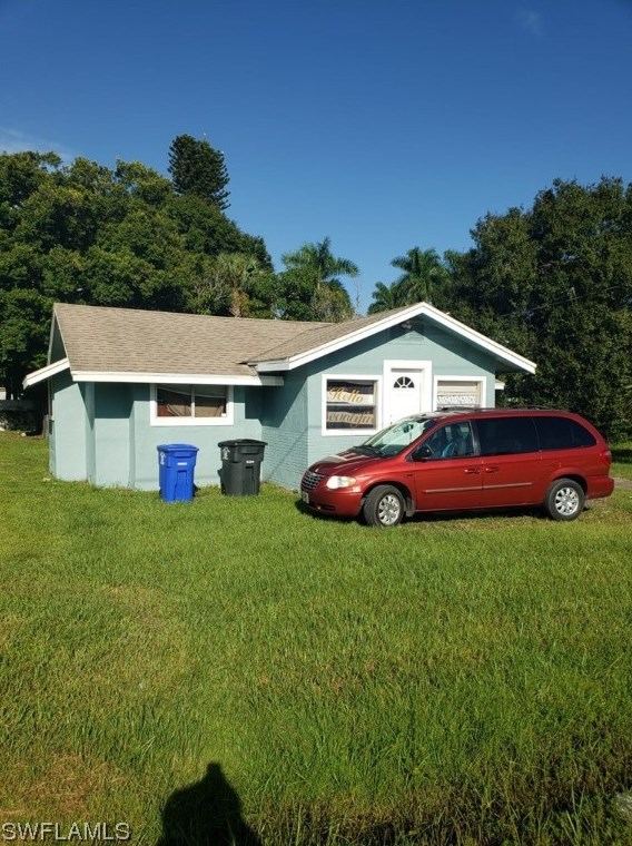752 Oleander Ave, Fort Myers, FL 33916-3853