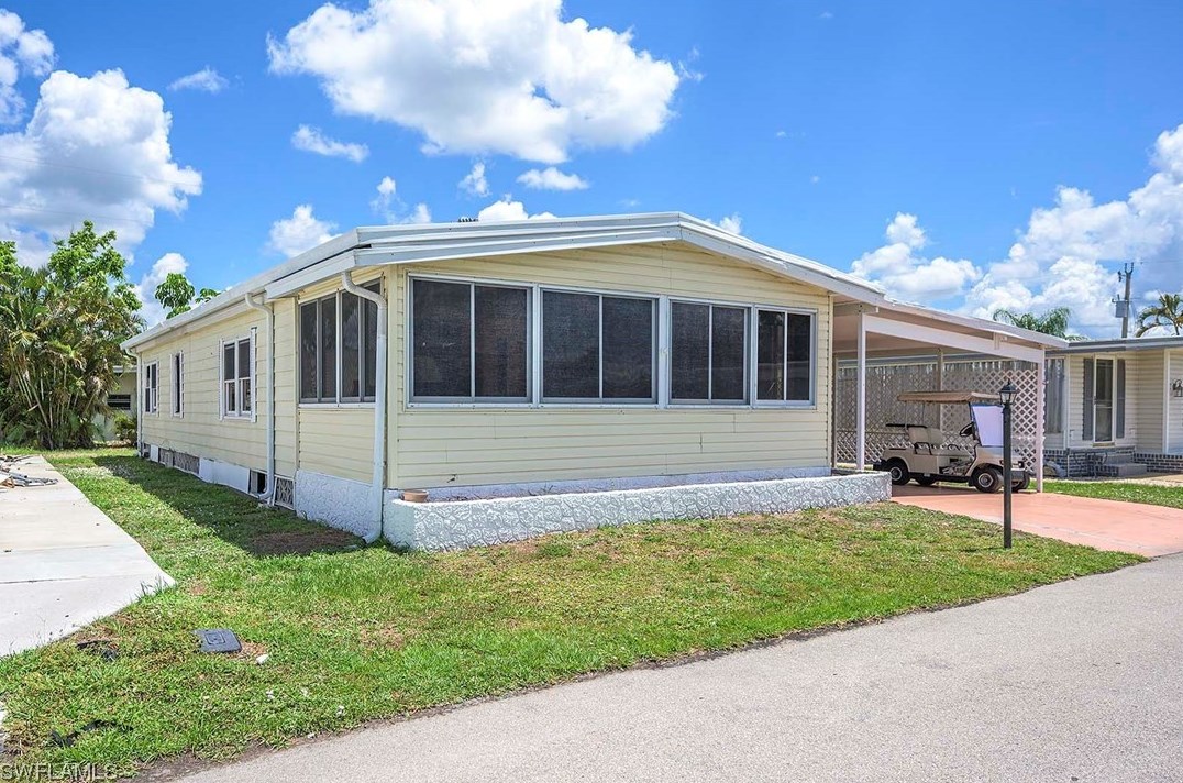 5527 Colonial Rd, Fort Myers, FL 33917
