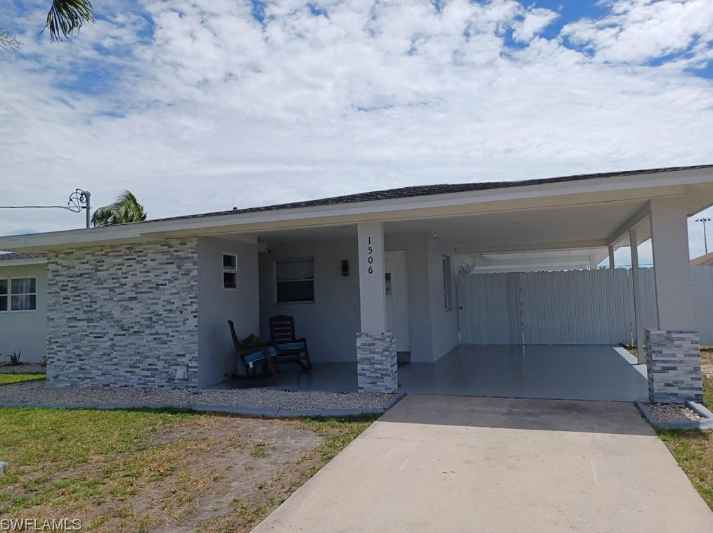 1506 Ne 4th Terrace, Cape Coral, FL 33909