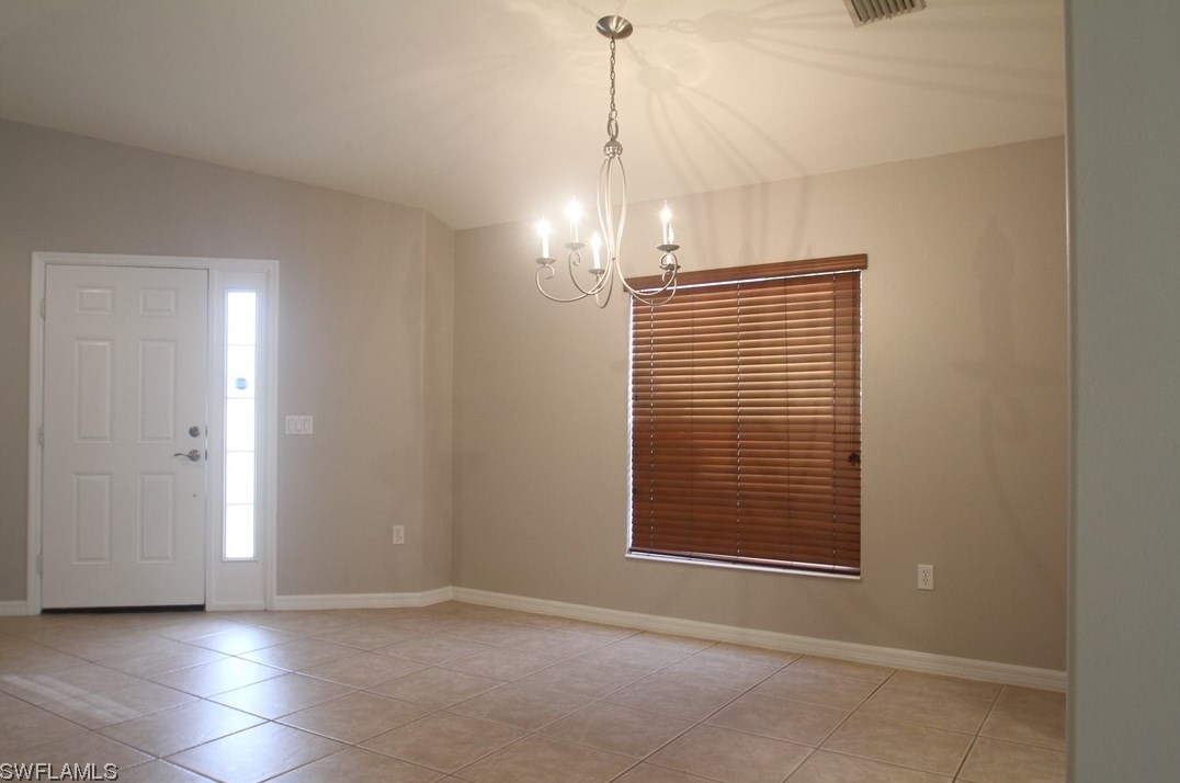 2543 Woodbourne Pl, Cape Coral, FL 33991-3066