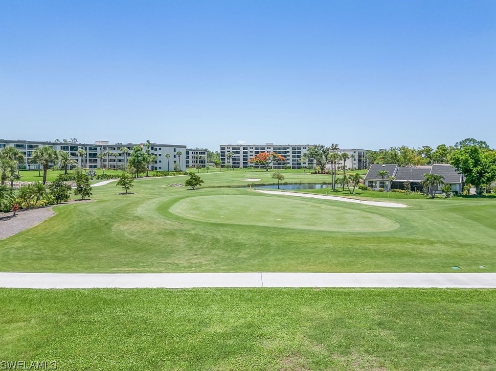 1747 Pebble Beach Dr, Fort Myers FL  33907-5762 exterior