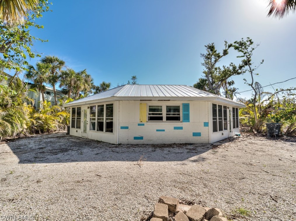 766 Donax St, Sanibel, FL 33957