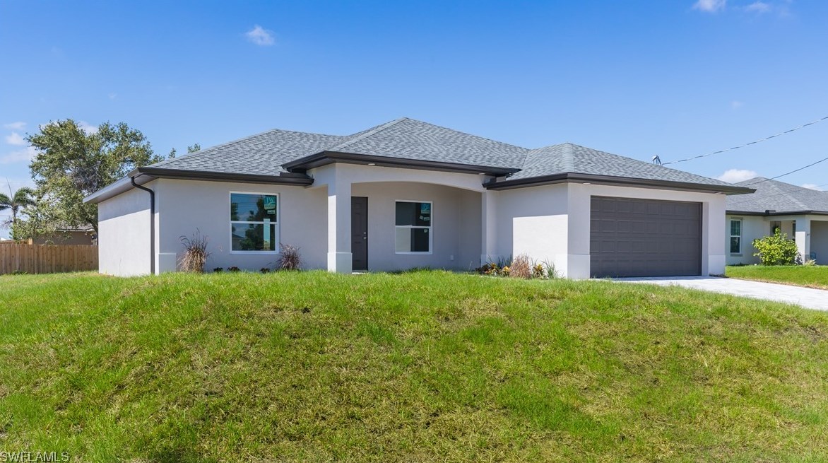 320 11th St, Cape Coral, FL 33909-1242