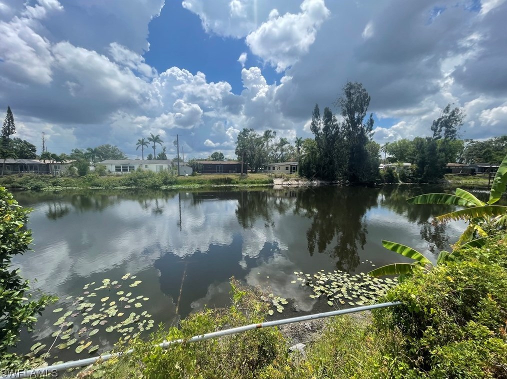 4271 Lagg Ave, Fort Myers, FL 33901