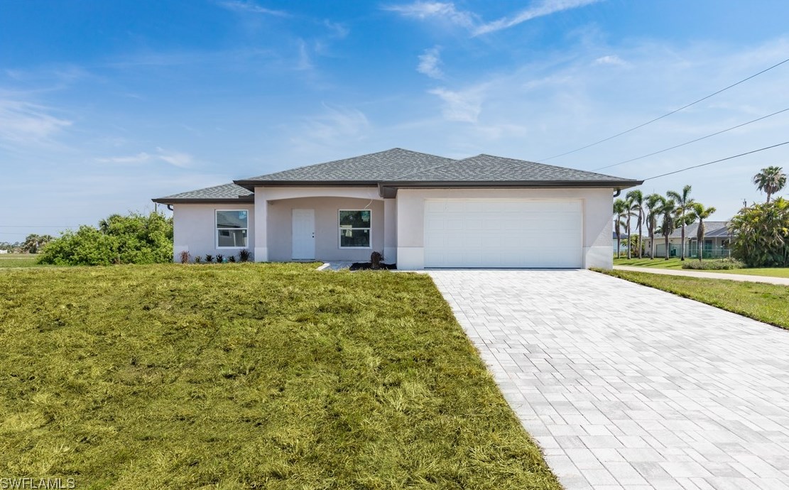 4201 34th Ln, Cape Coral, FL 33993-7927