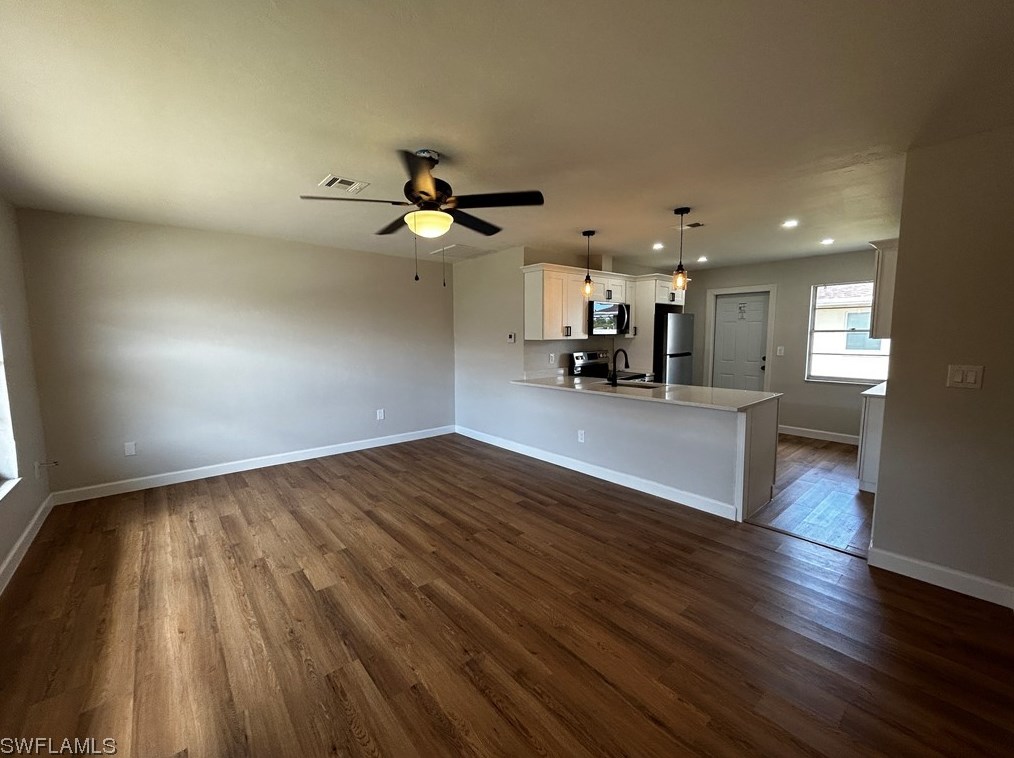 328 Cape Coral Pkwy W #1-4, Cape Coral, FL 33914