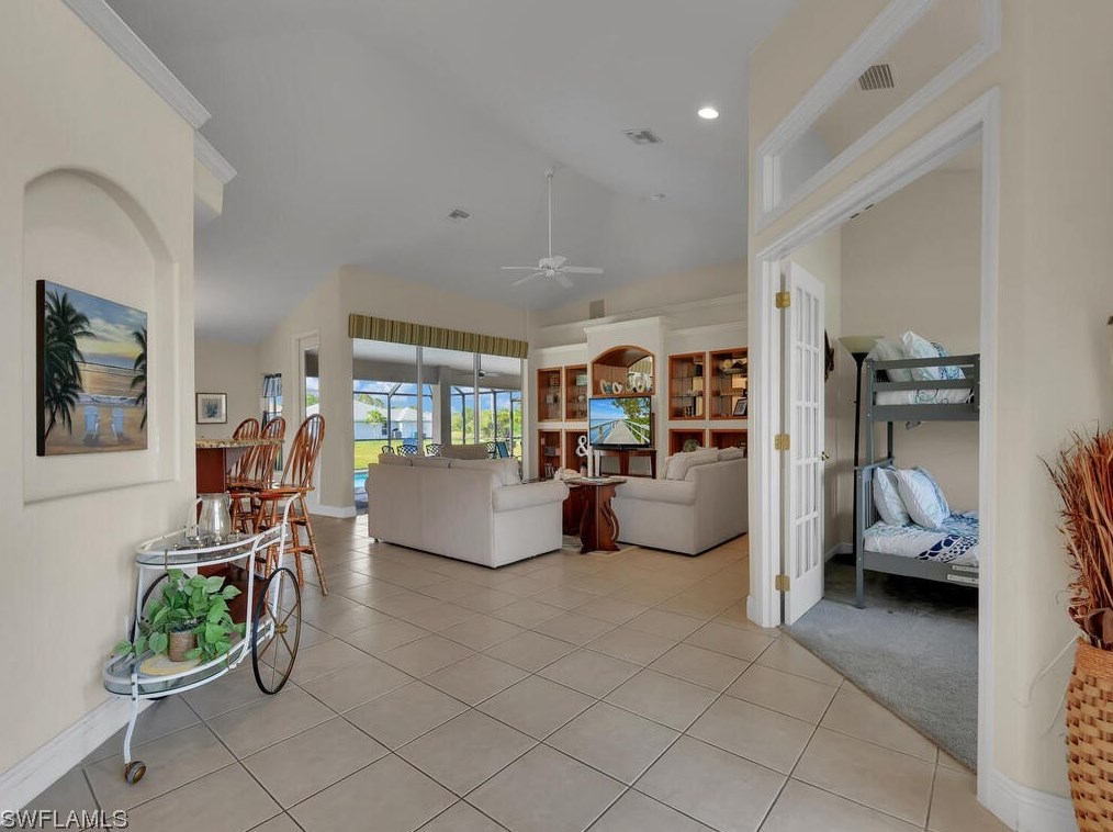 2607 15th St, Cape Coral, FL 33993-4862