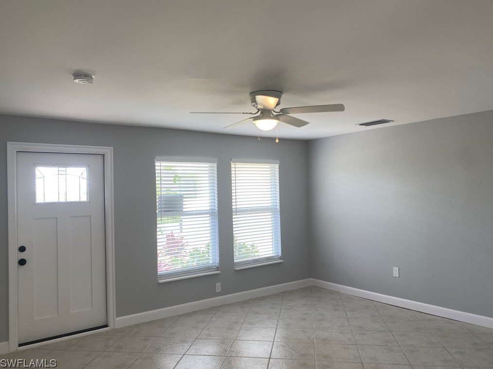 38 Fairview Blvd, Fort Myers Beach, FL 33931