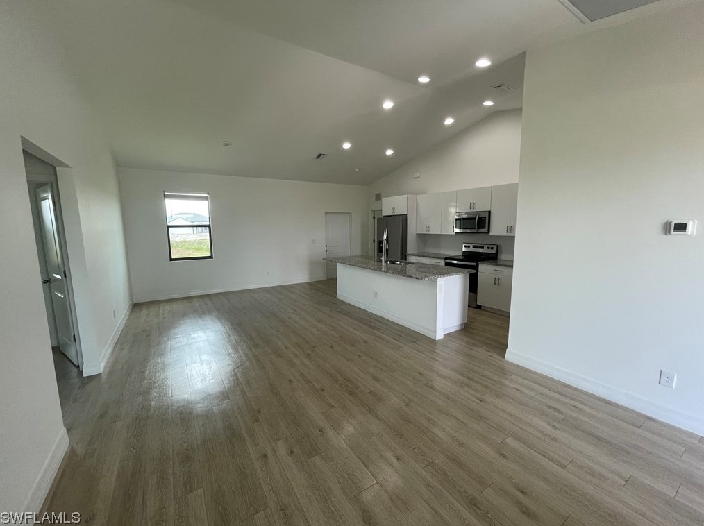 9048 Lamkin Cir, Labelle, FL