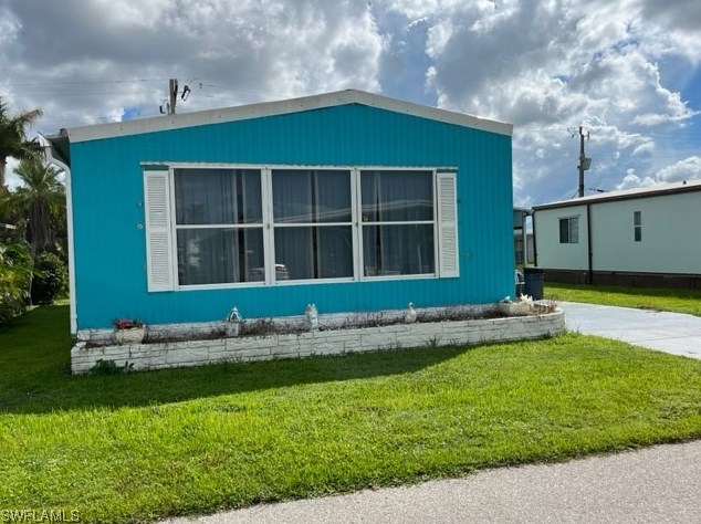 3512 Celestial Way, North Fort Myers FL  33903-1429 exterior