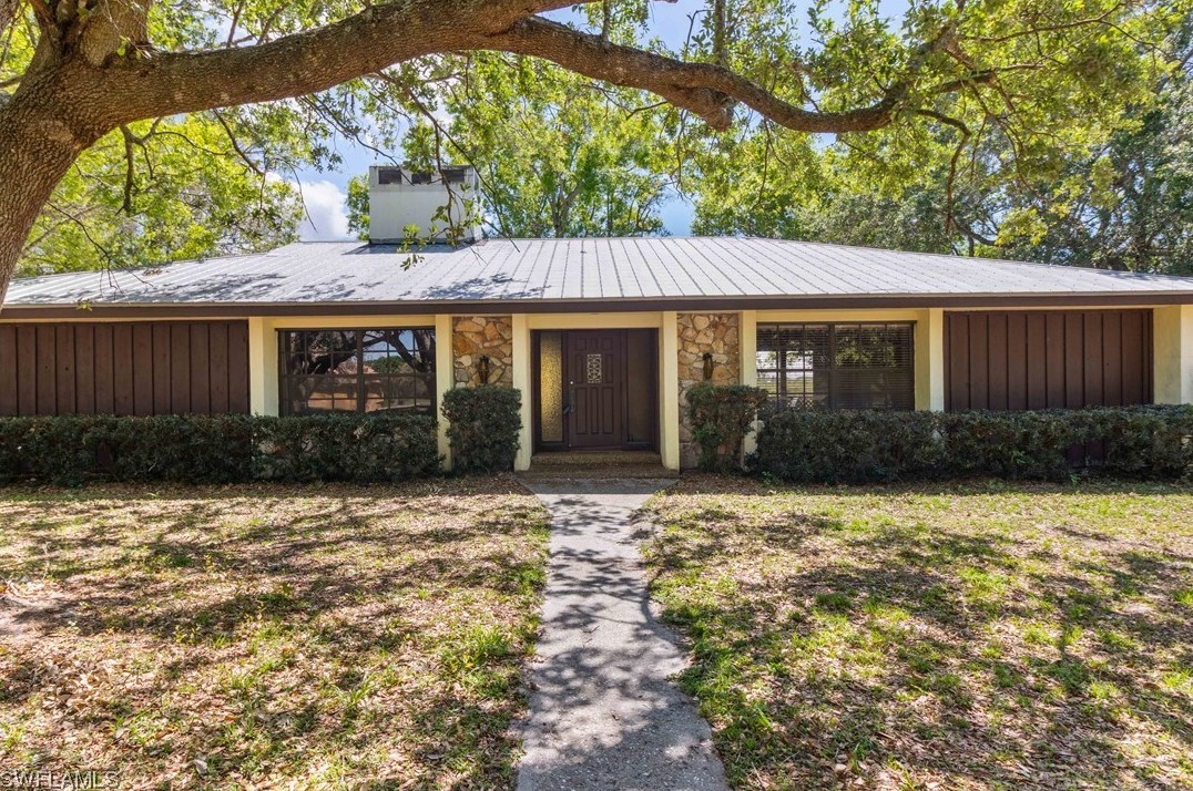 2400 Mangrove Rd, Punta Gorda, FL 33982-3340