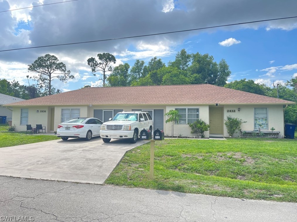 2432-2434 Herb Ave S, Lehigh Acres, FL 33973