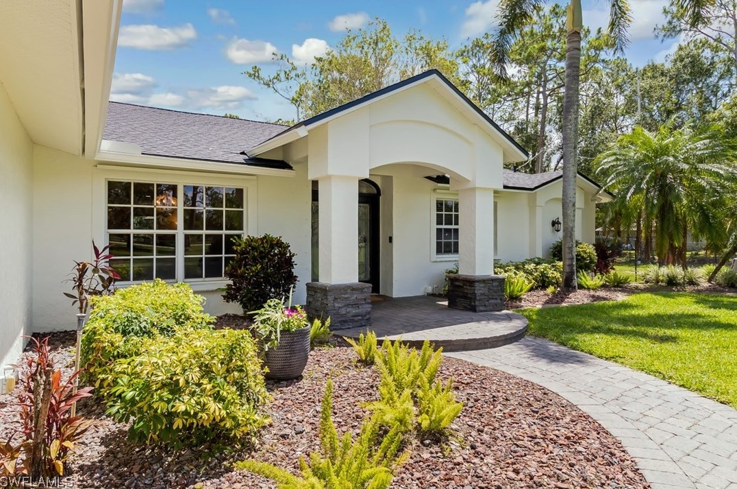 15051 Orange River Rd, Fort Myers, FL 33905-7650