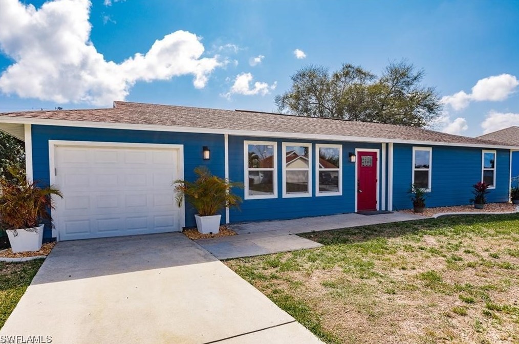 912 Ne 11th St, Cape Coral, FL 33909
