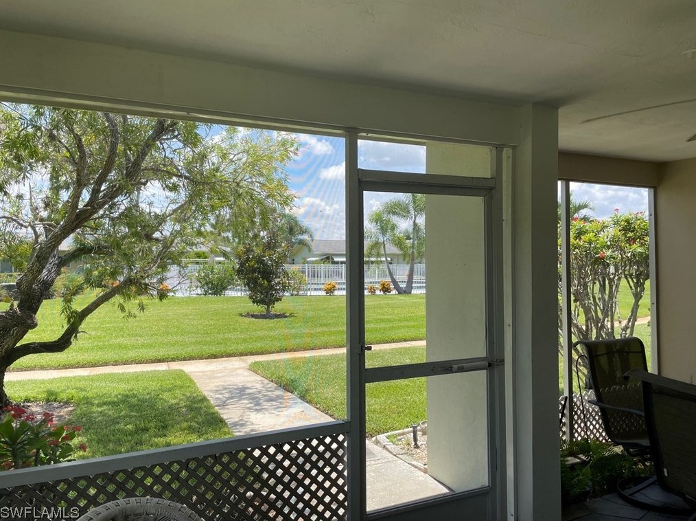 5549 Boynton Ln, Fort Myers, FL 33919-2735