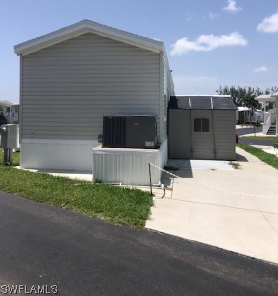 11621 Bubble Shell Dr, Fort Myers, FL 33908-8227