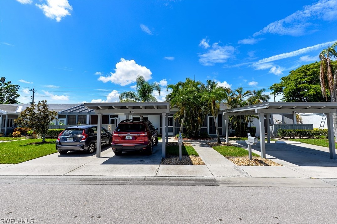 1350 Sandtrap Dr, Fort Myers, FL 33919-6387