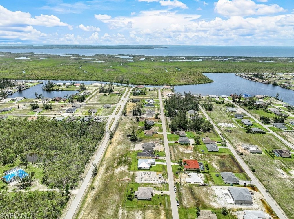4110 24th Ter, Cape Coral, FL 33993-3411