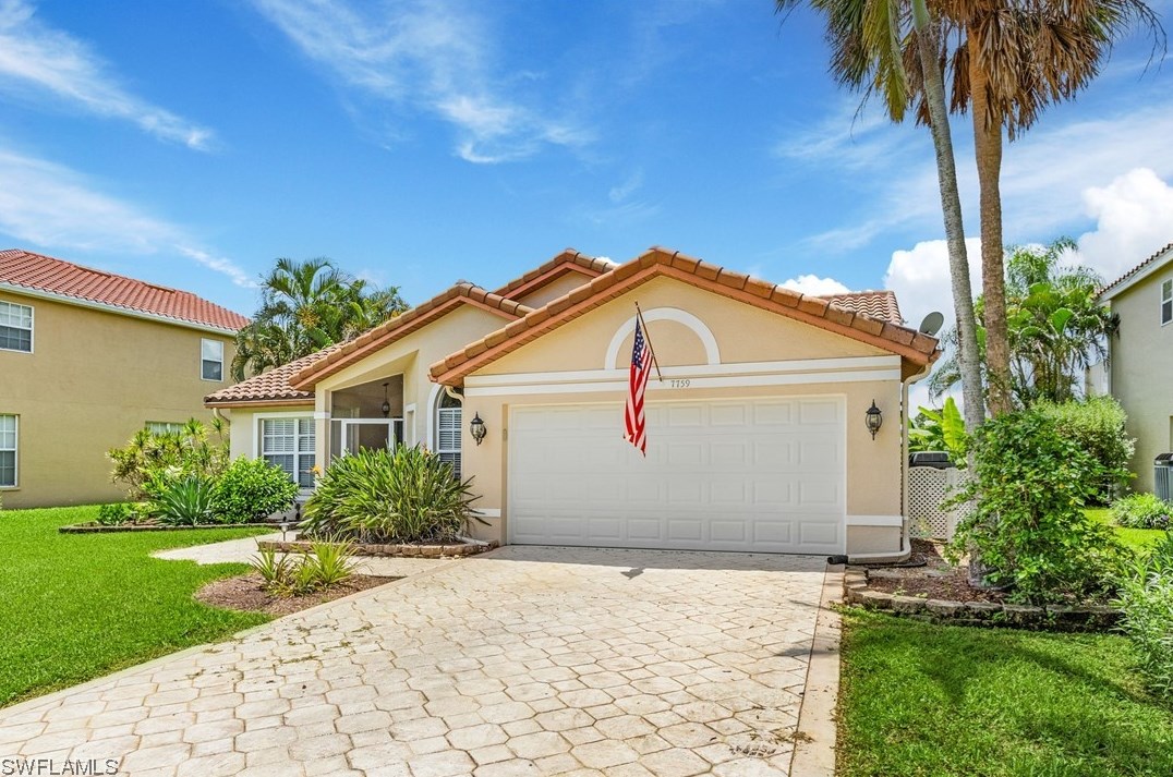 7759 Cameron Cir, Fort Myers, FL 33912-5667