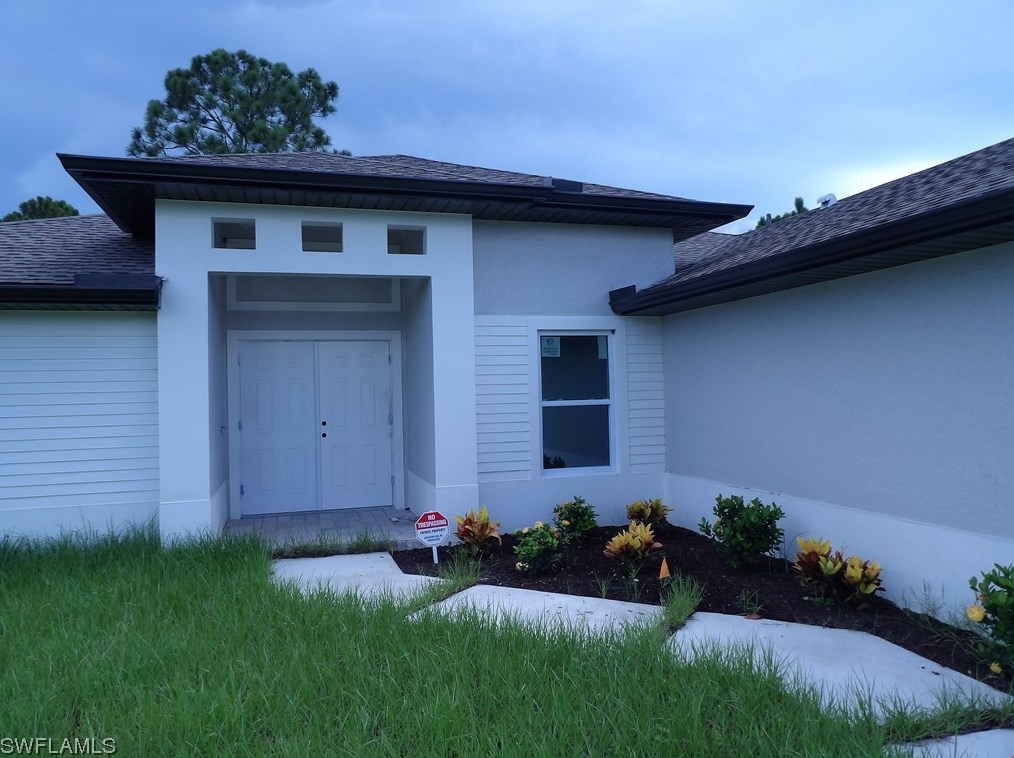 2907 34th St W, Lehigh Acres, FL 33971