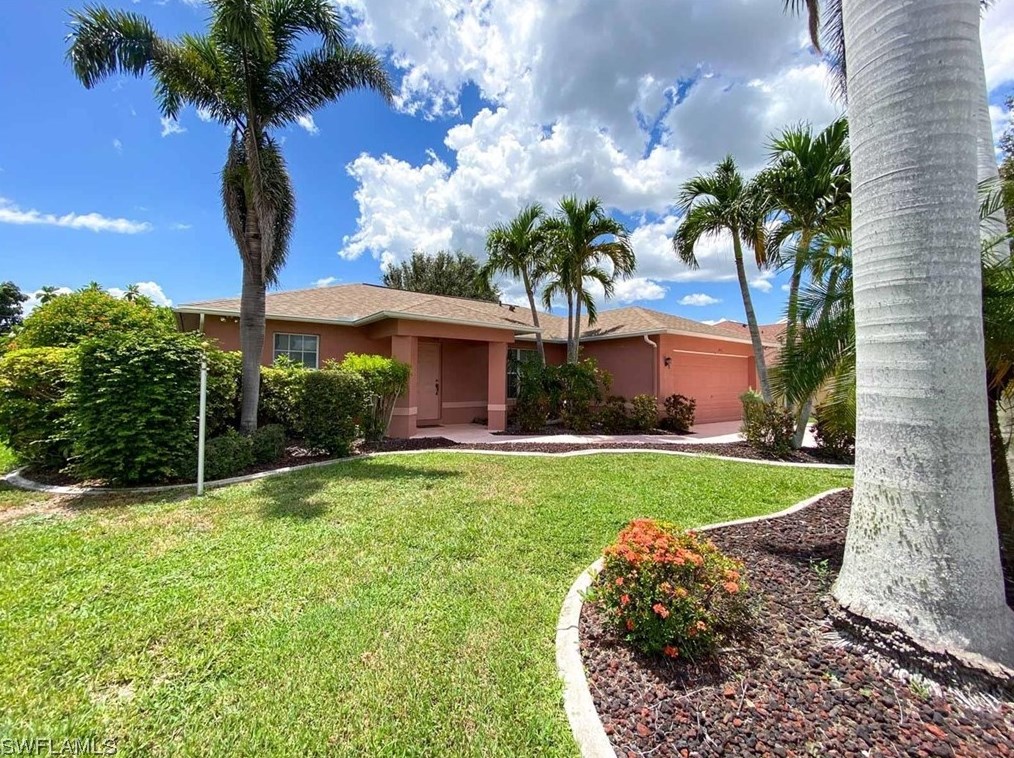 4210 6th Pl, Cape Coral, FL 33914-5896