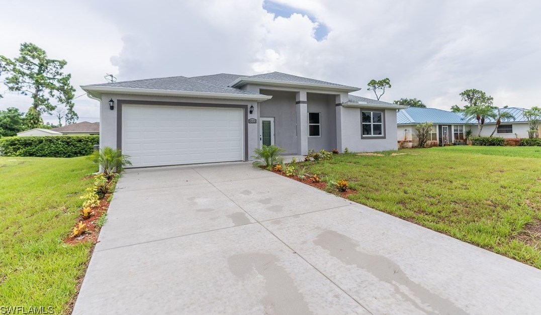 9025 Cypress Dr, Fort Myers, FL 33967-5288