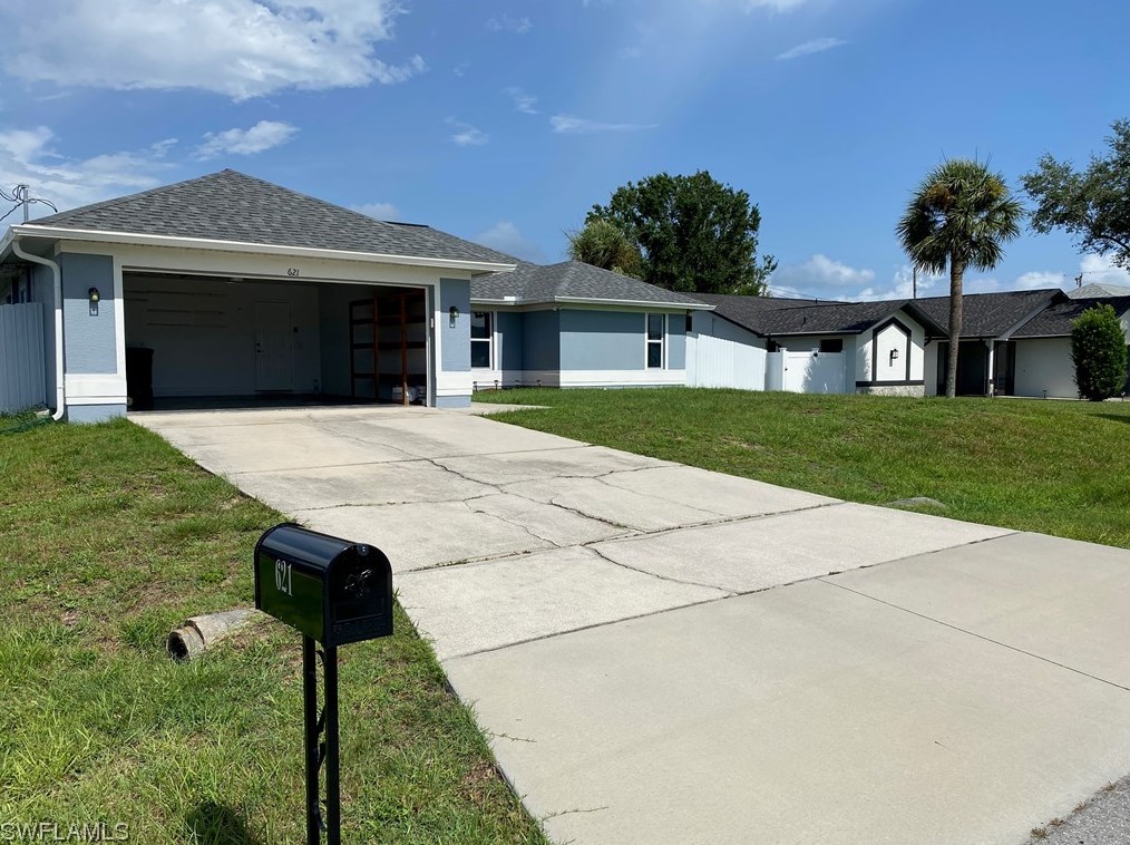 621 1st Ave, Cape Coral, FL 33909-1953