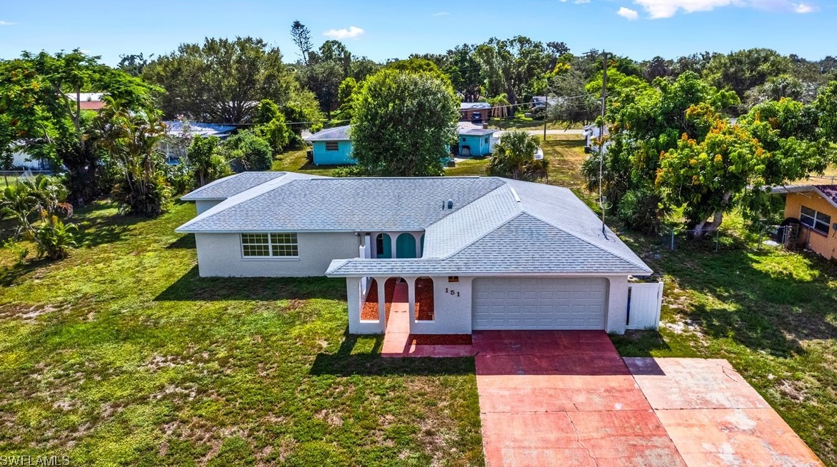 151 Vermont Ave, Fort Myers, FL 33905-2637