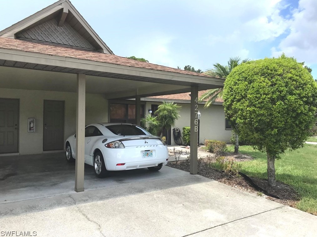 4276 Island Cir, Fort Myers, FL 33919-4406