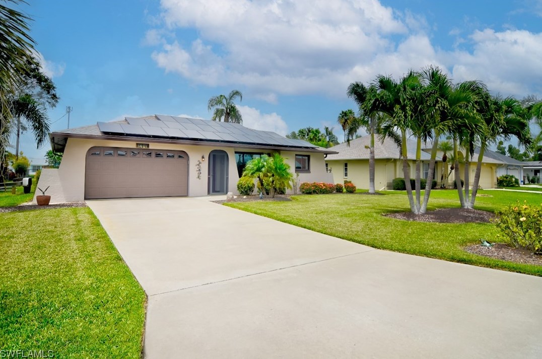 1407 Shelby Pkwy, Cape Coral, FL 33904-5771