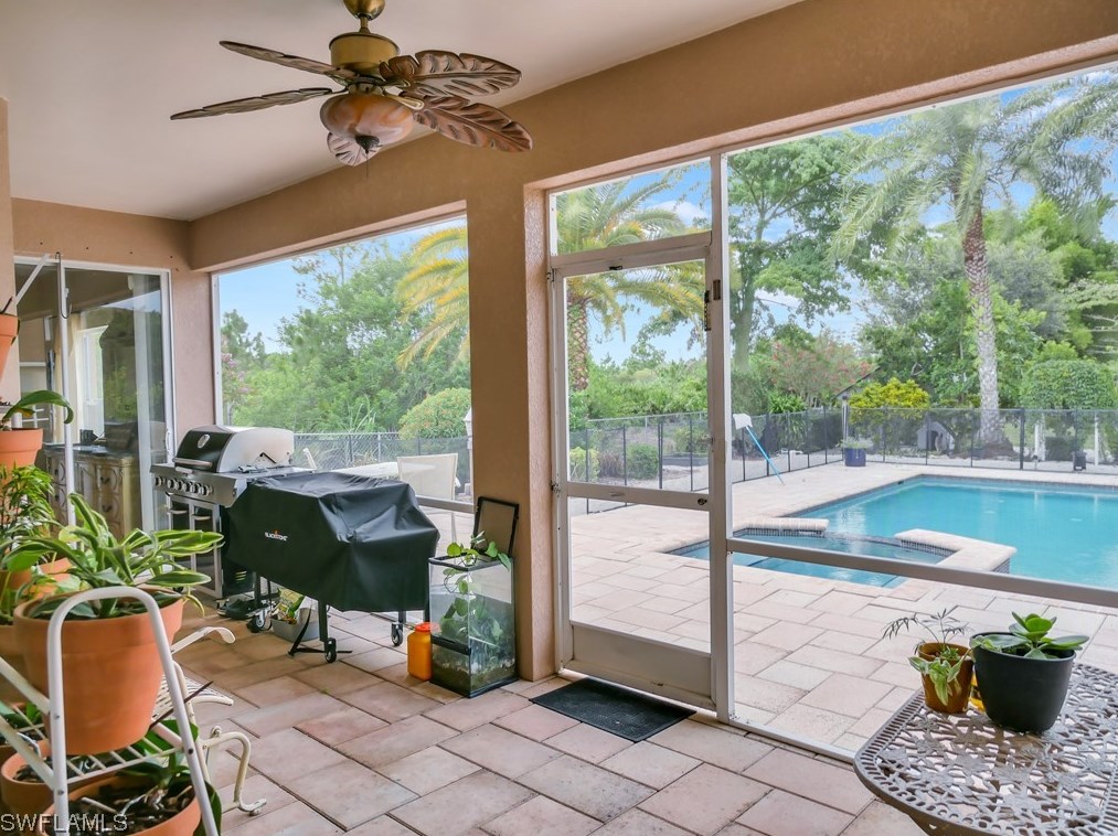 3265 52nd Ave Ne, Naples, FL 34120