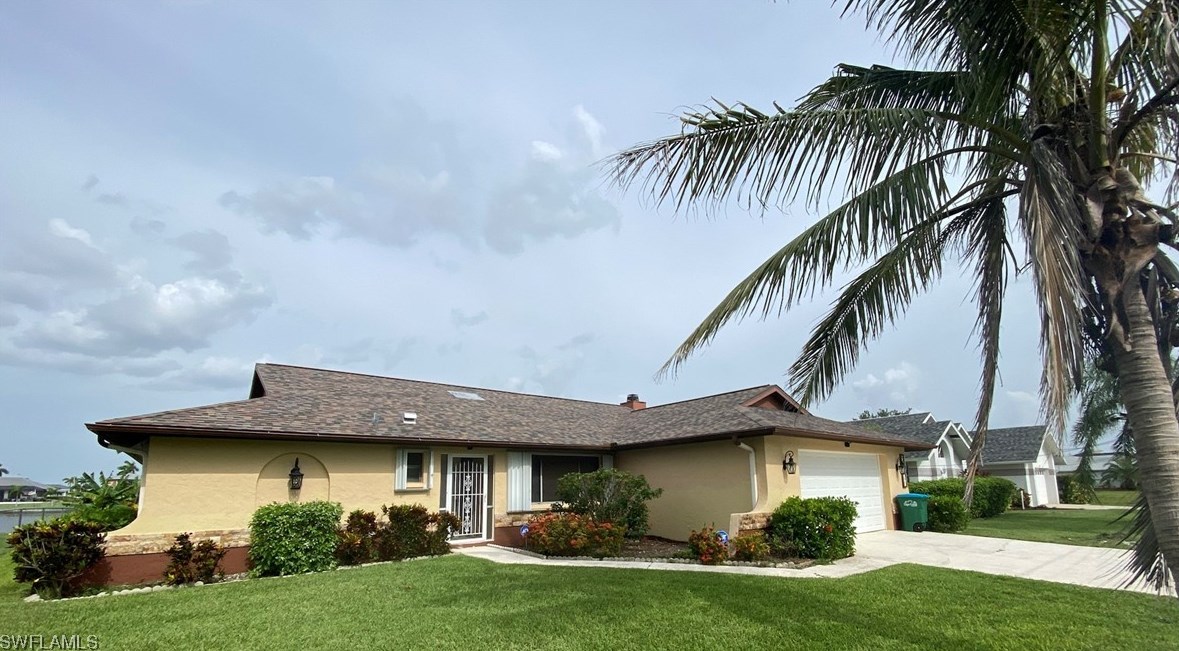 2133 19th Ave, Cape Coral, FL 33990-4709