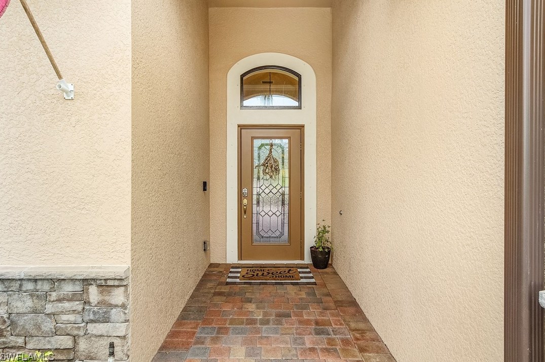 9344 River Otter Dr, Fort Myers, FL 33912-8924