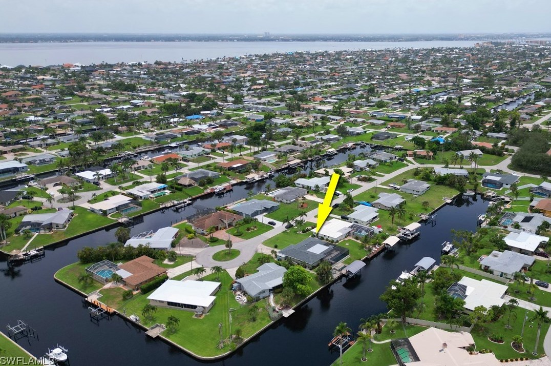 2810 17th Ave, Cape Coral, FL 33904-4016