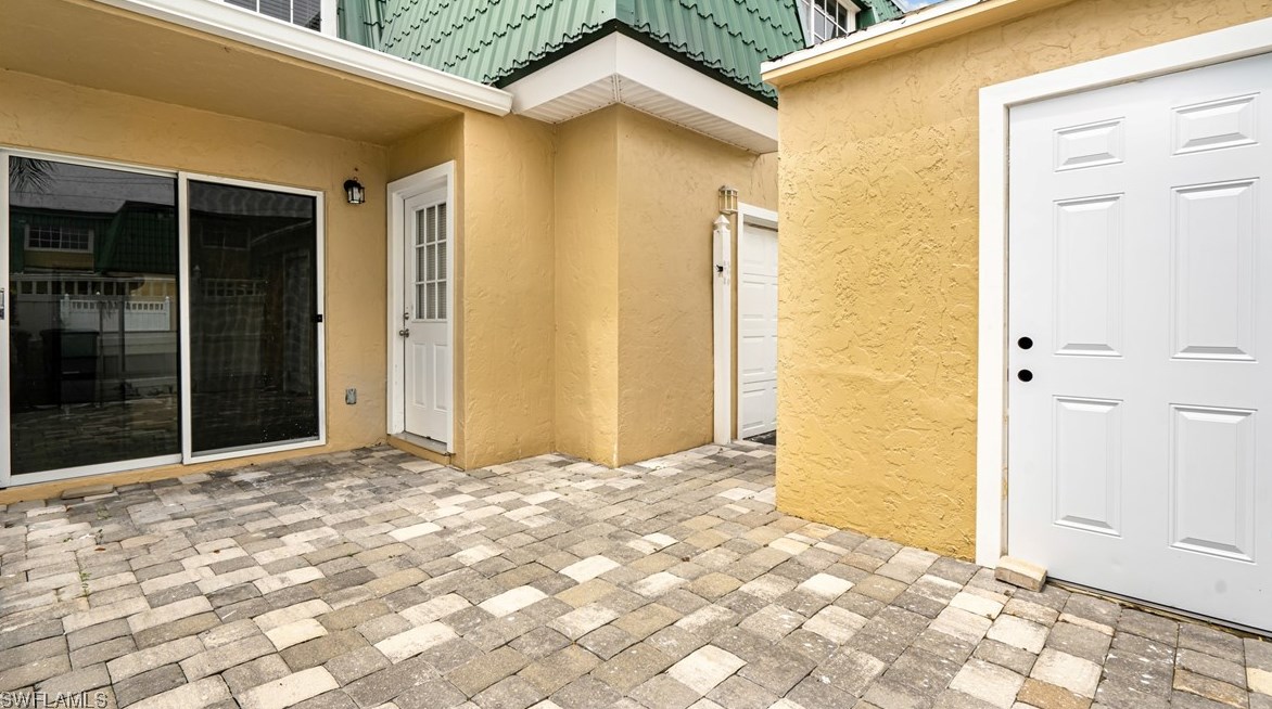 4810 Sunfish Ct, Fort Myers, FL 33919-3326