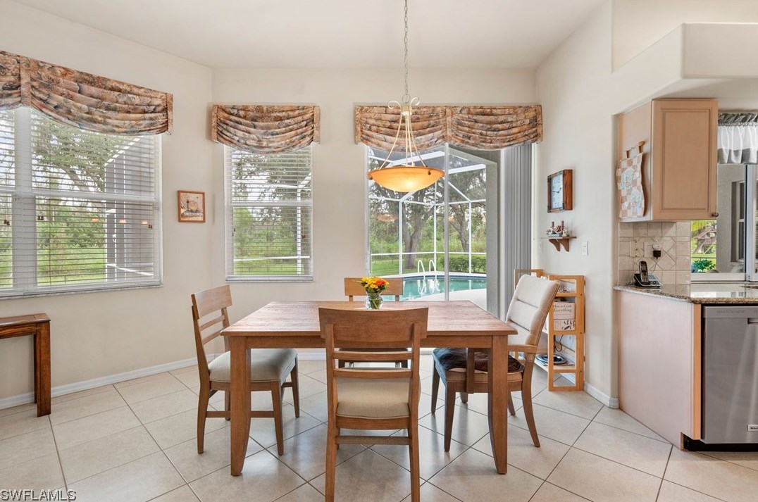 12671 Allendale Cir, Fort Myers FL 33912-4695 exterior