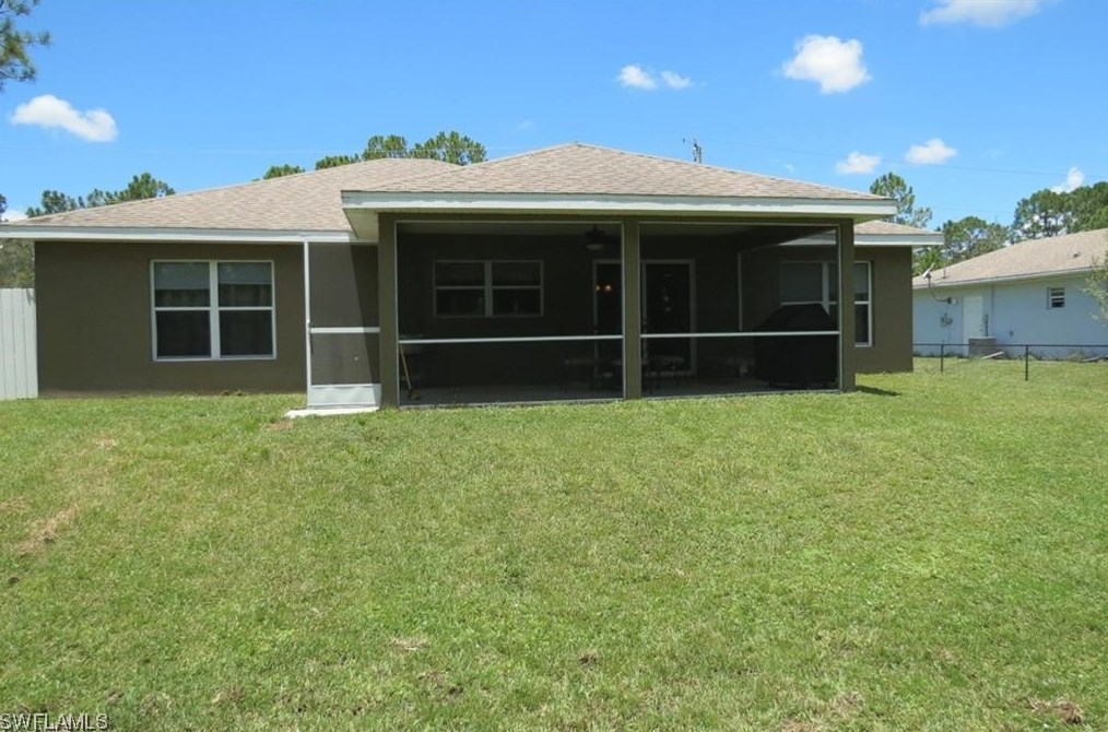 915 Hooper Ave, Lehigh Acres, FL 33974