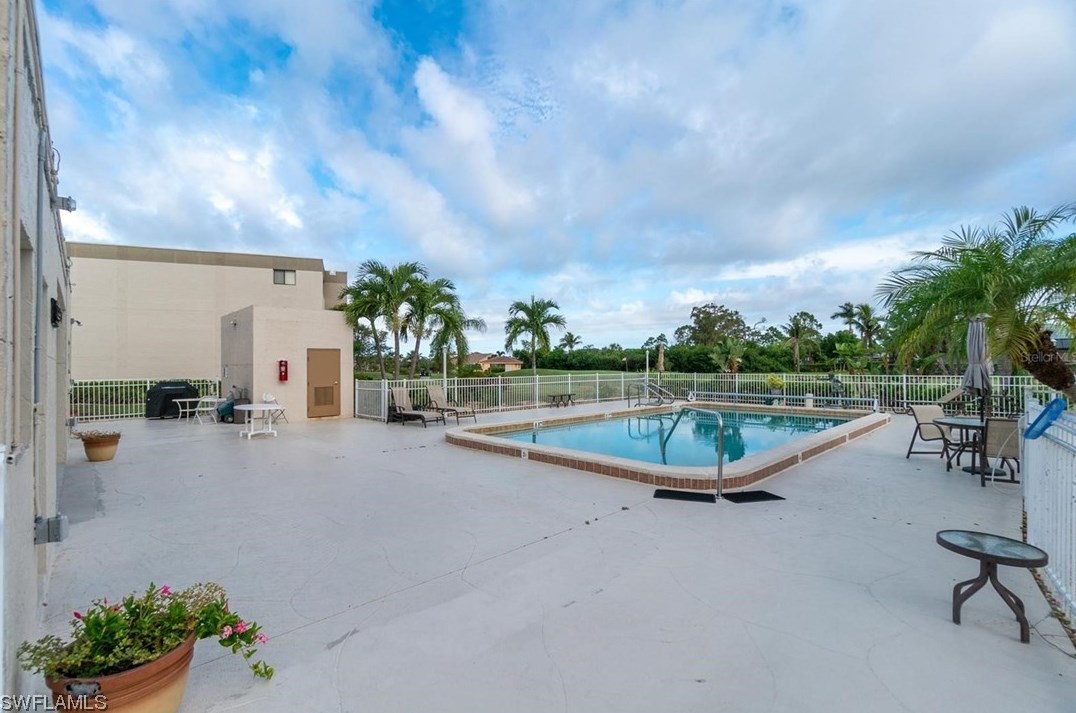 801 Islamorada Blvd, Punta Gorda FL  33955-1862 exterior