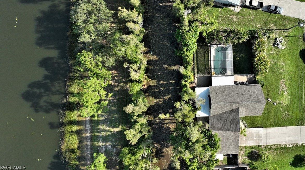 17316 Phlox Dr, Fort Myers, FL 33967