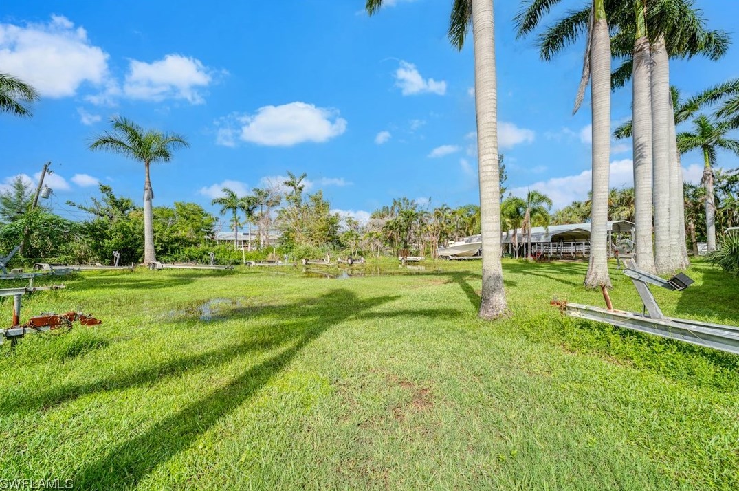 16600 Oleander Dr, Fort Myers, FL 33908-3062