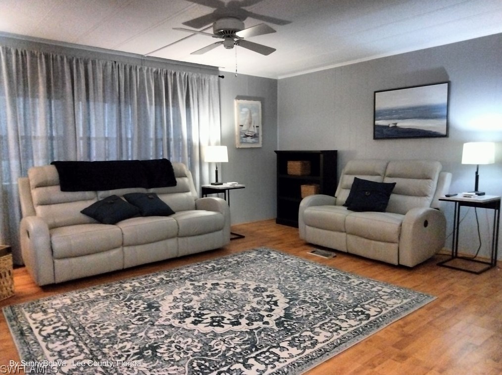 828 Peaceful Dr, Fort Myers, FL 33917-6382