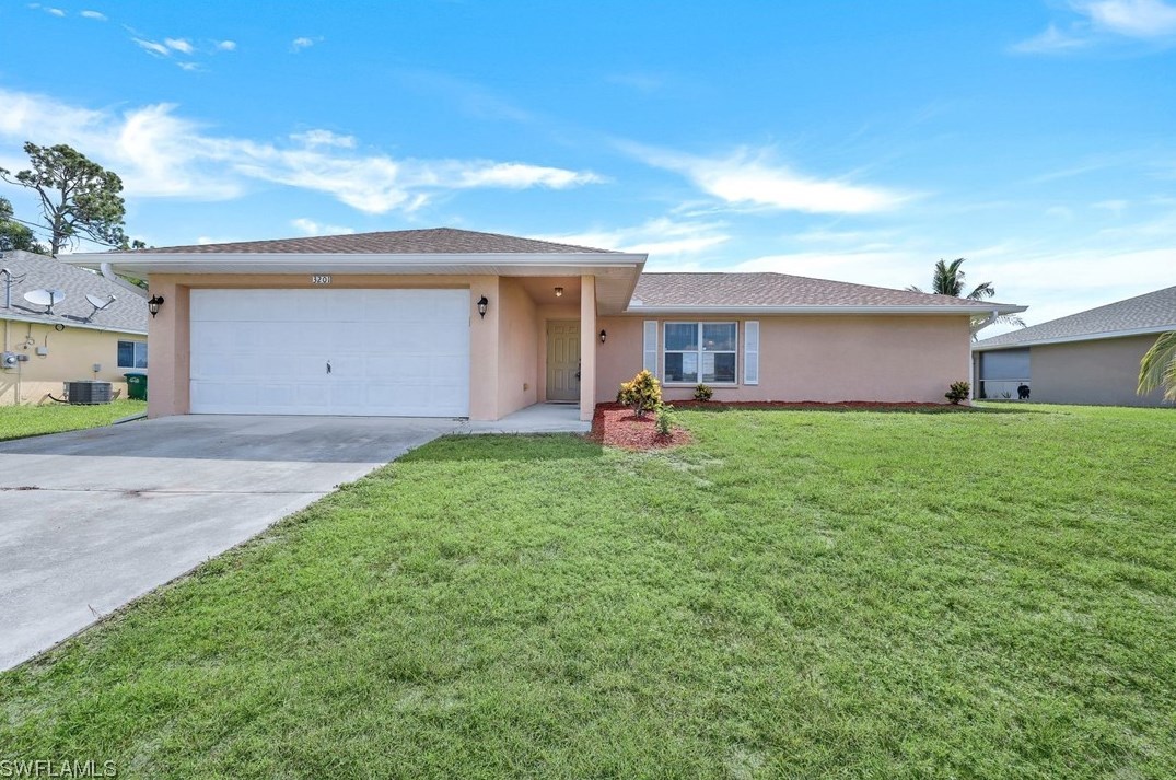 3201 4th Ave, Cape Coral, FL 33904-4116