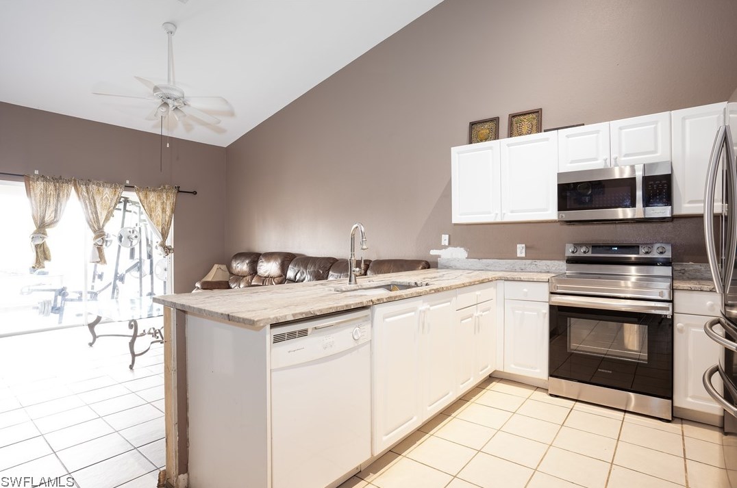 7311 Albany Rd, Fort Myers, FL 33967-2756