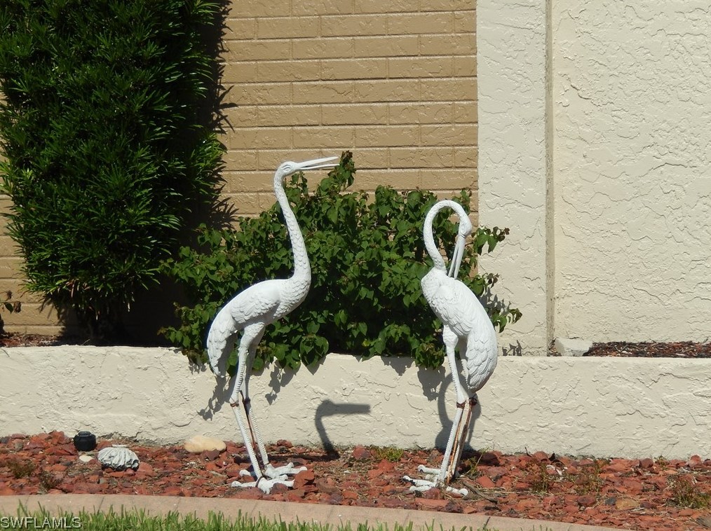 5676 Bolla Ct, Fort Myers, FL 33919-2738